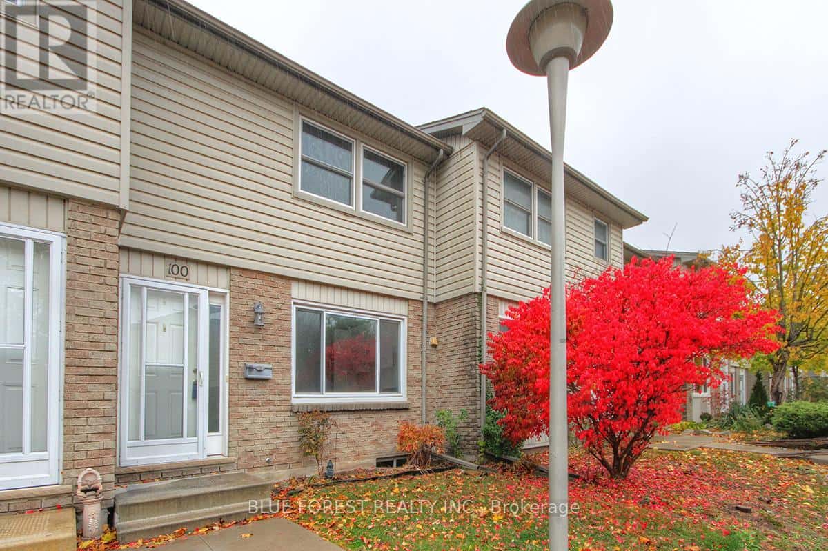 690 Little Grey Street 100