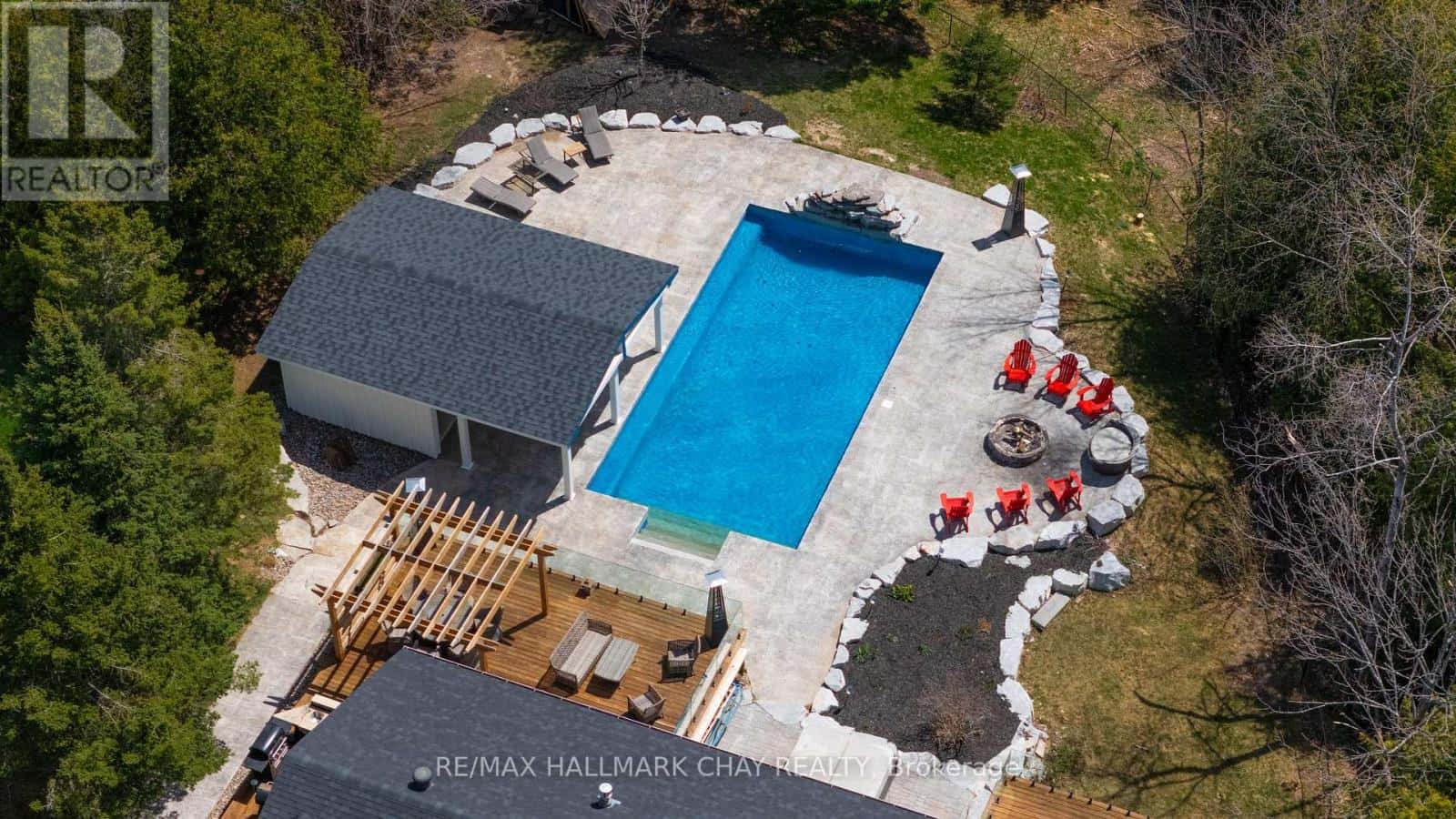 7 JODIES LANE — Springwater (Midhurst), Ontario - Photo 4 of 50