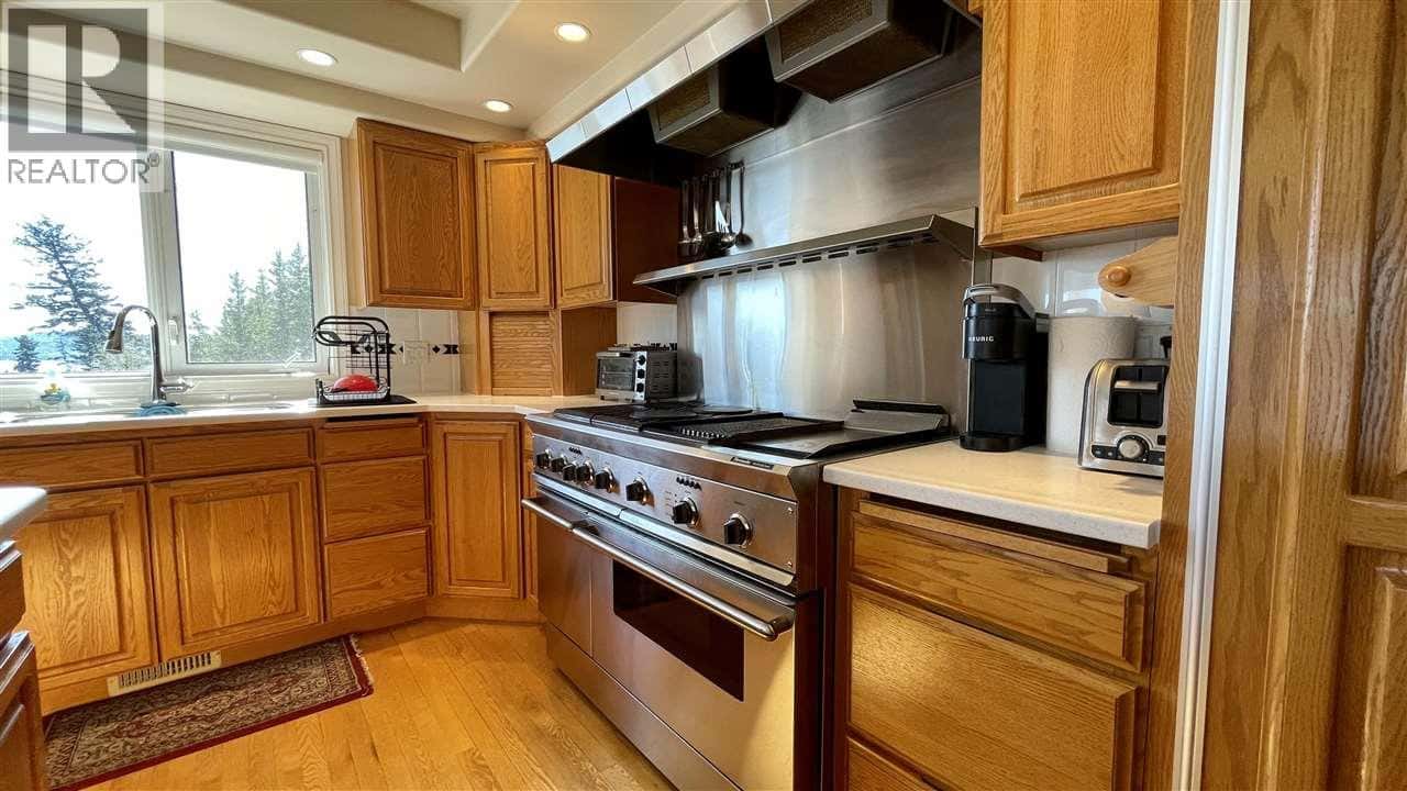 6262 MULLIGAN DRIVE — Horse Lake, British Columbia - Photo 5 of 40