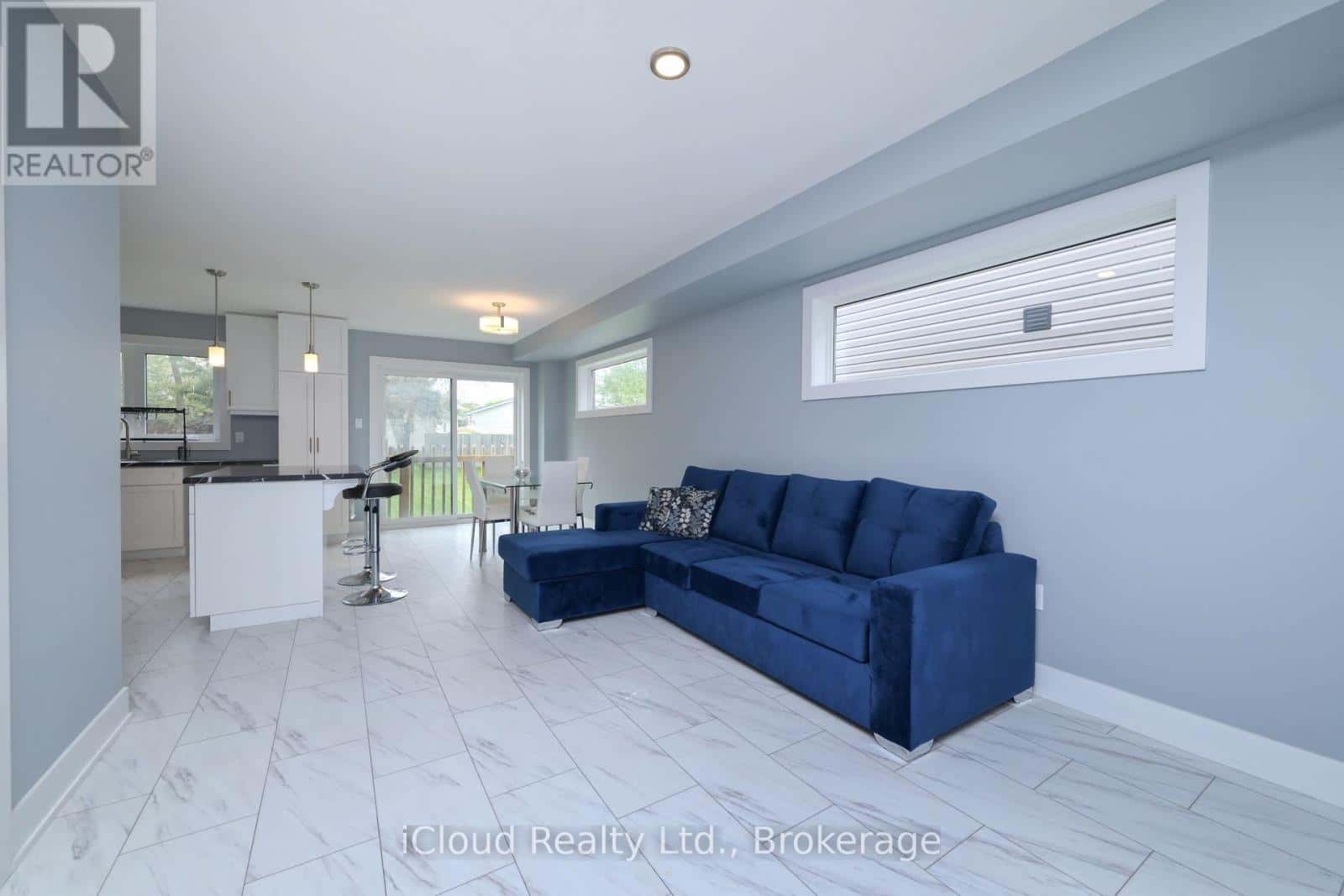 18 WEBB STREET — East Luther Grand Valley (Grand Valley), Ontario - Photo 4 of 23