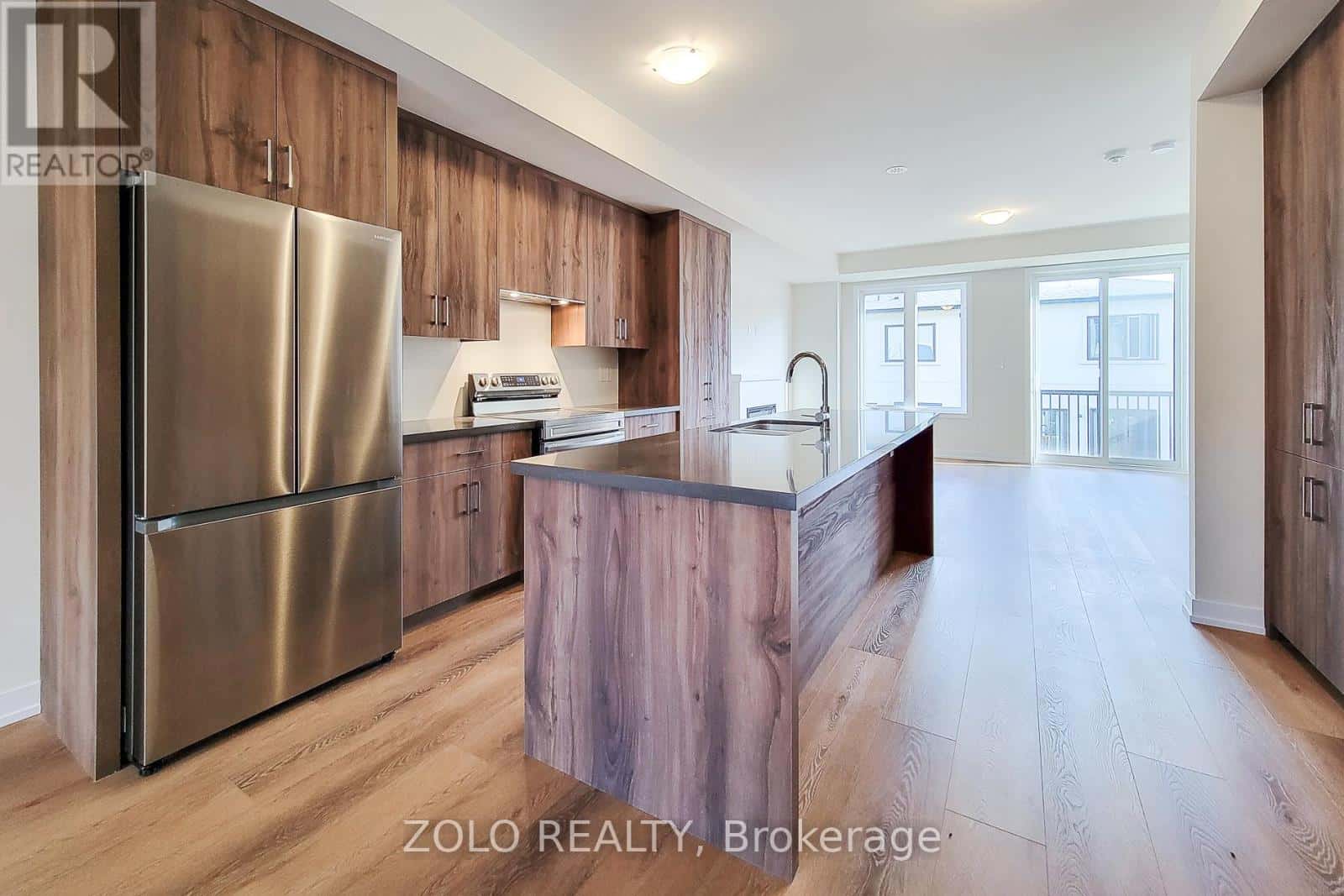 1364 KANIV STREET — Oakville (NW Northwest), Ontario - Photo 4 of 49