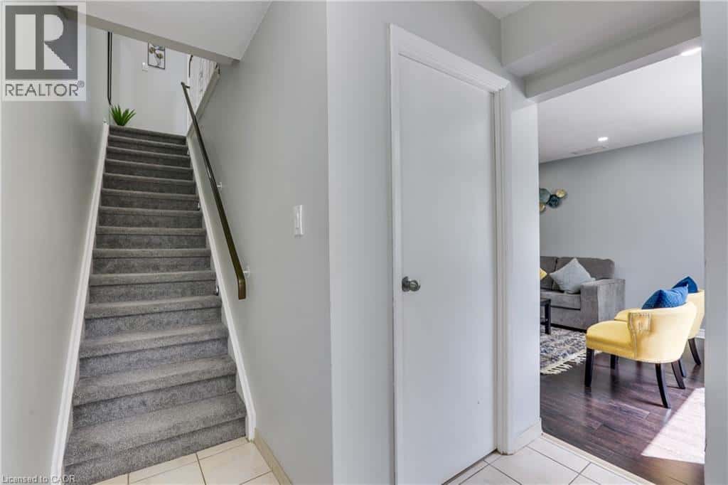 271 THAMES Street Unit# 19 — Ingersoll, Ontario - Photo 5 of 39