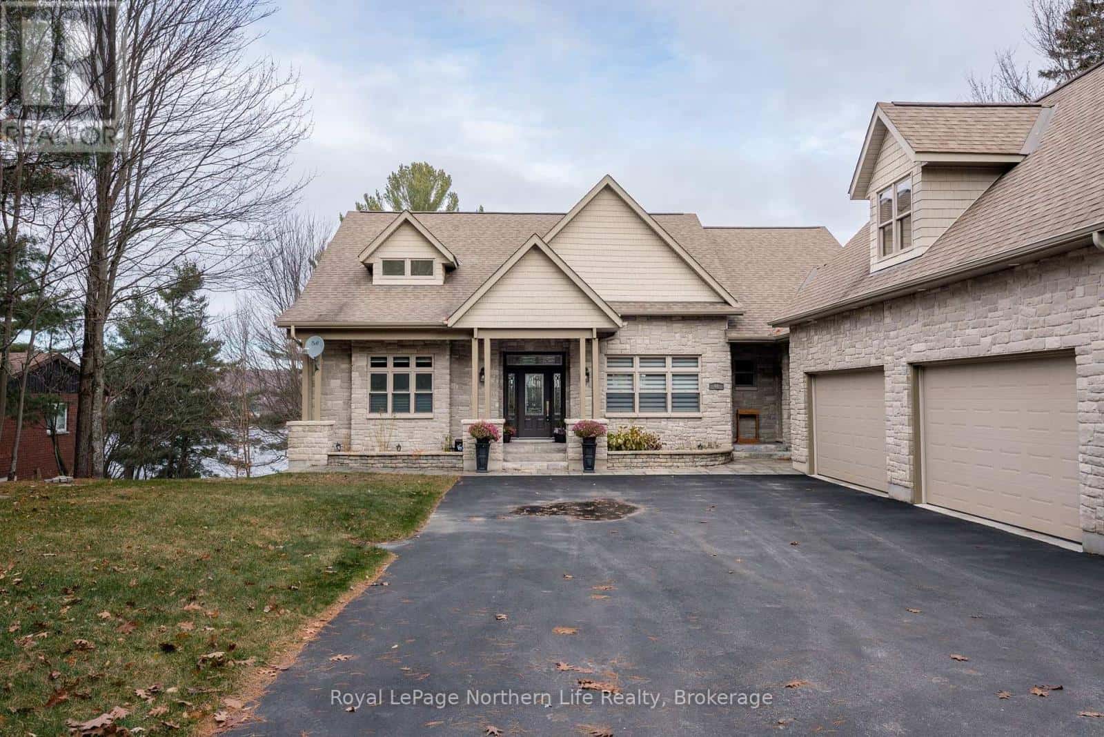 40 PARGETER DRIVE — East Ferris, Ontario - Photo 2 of 50