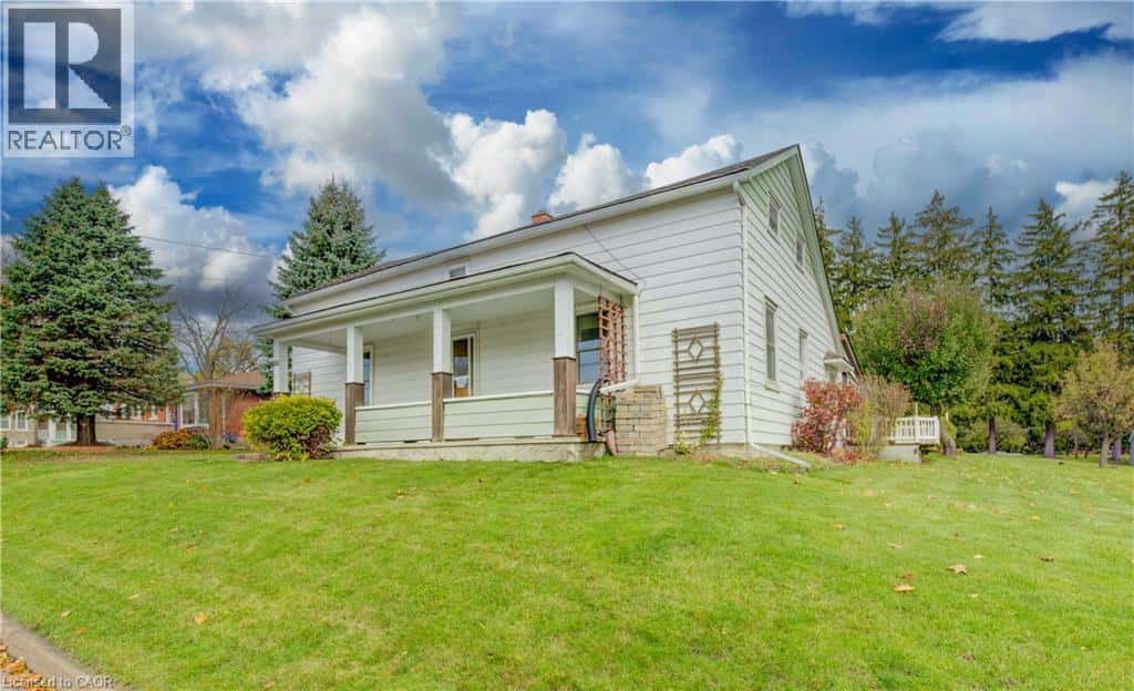 135 BREWERY Street — Baden, Ontario - Photo 3 of 46