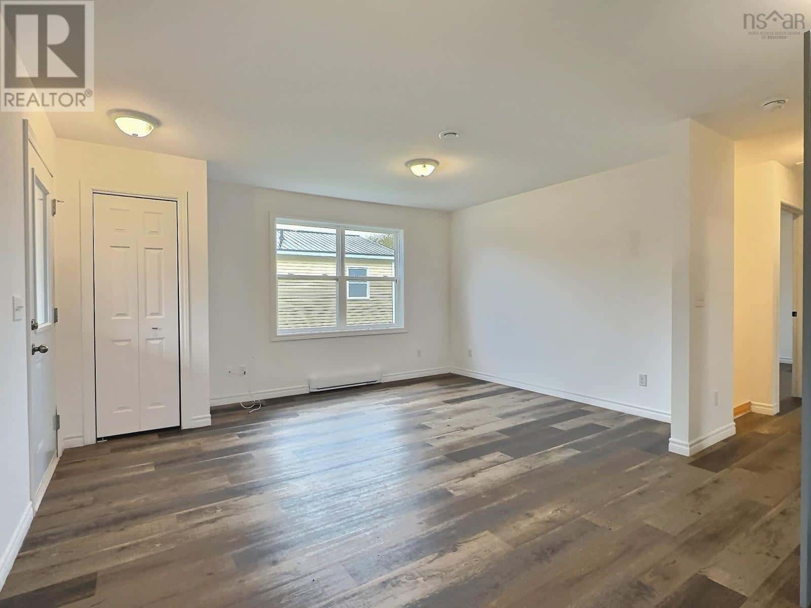 53 Horton Street — Oxford, Nova Scotia - Photo 4 of 20