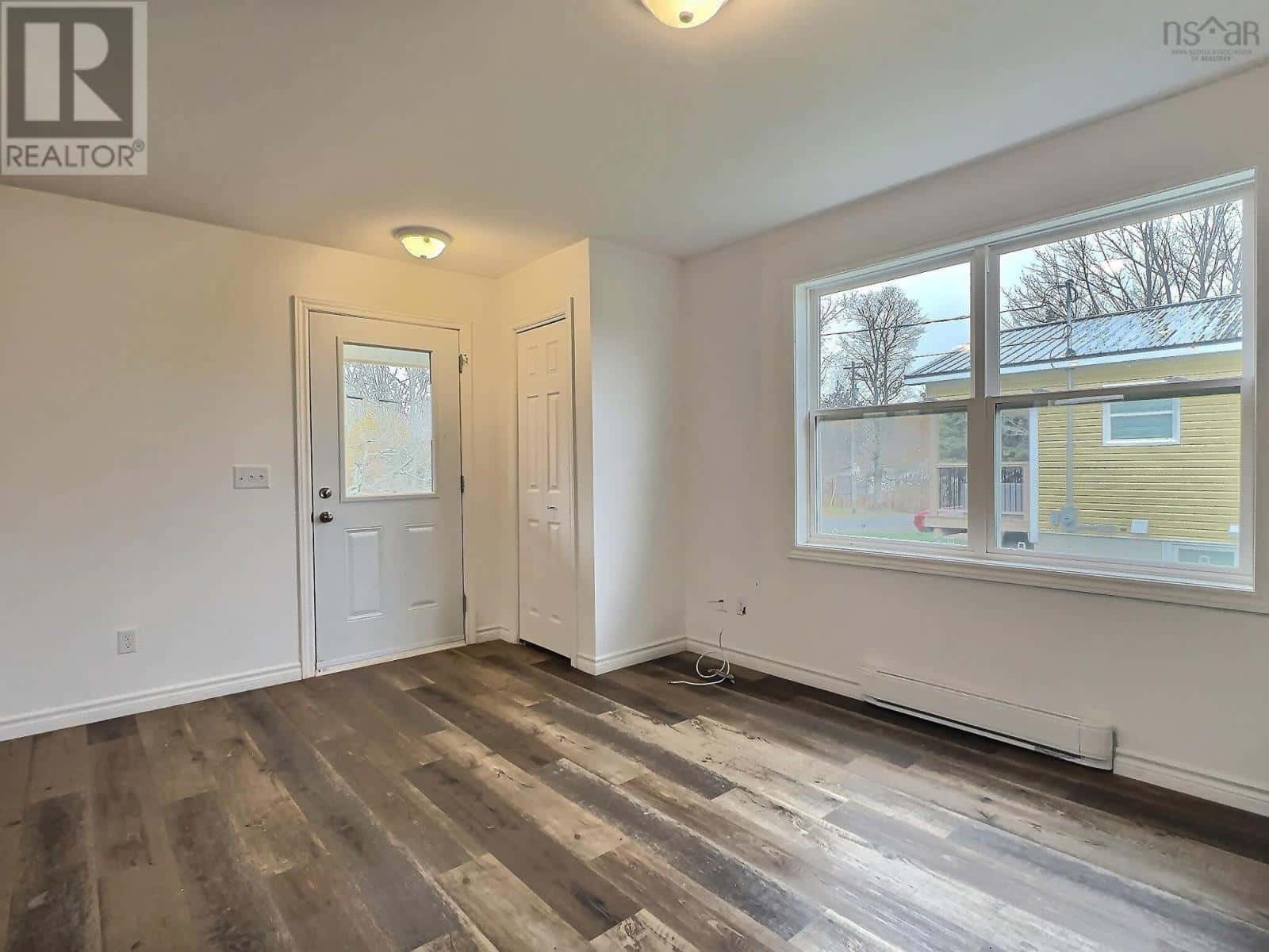 53 Horton Street — Oxford, Nova Scotia - Photo 5 of 20