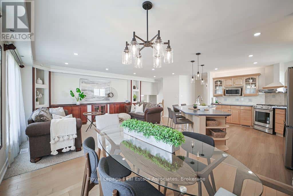 3143 MICHAEL CRESCENT — Burlington (Palmer), Ontario - Photo 3 of 46