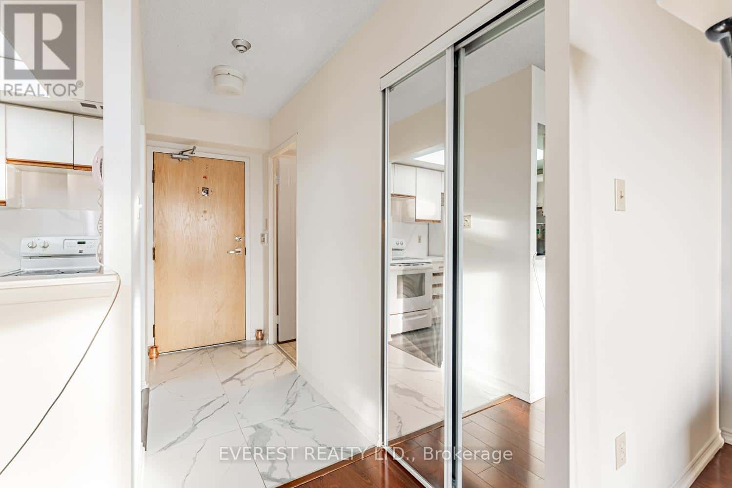 1714 - 5 GREYSTONE WALK DRIVE — Toronto (Kennedy Park), Ontario - Photo 3 of 29