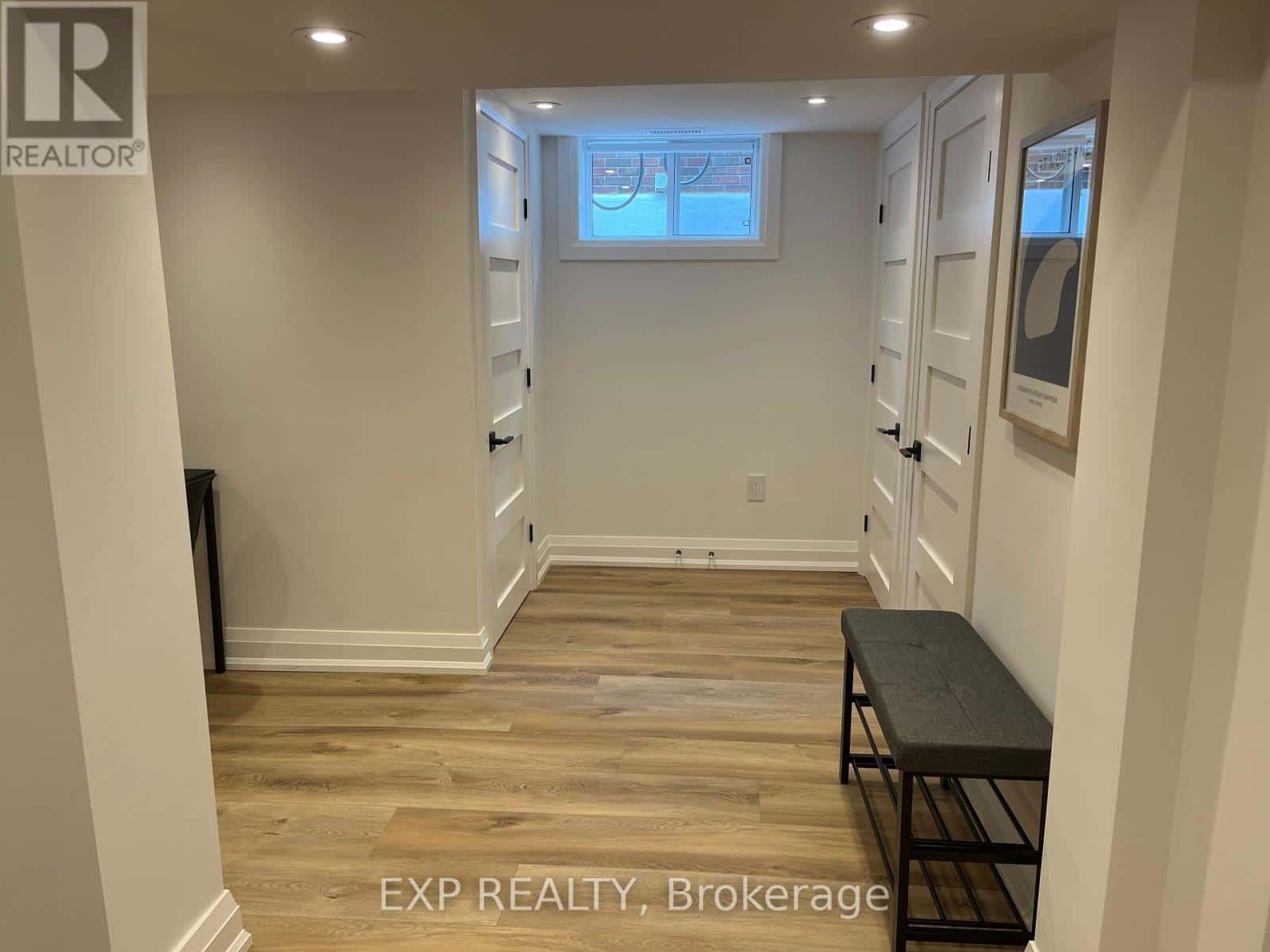 UPPER - 179 PARADISE ROAD N — Hamilton (Westdale), Ontario - Photo 3 of 20