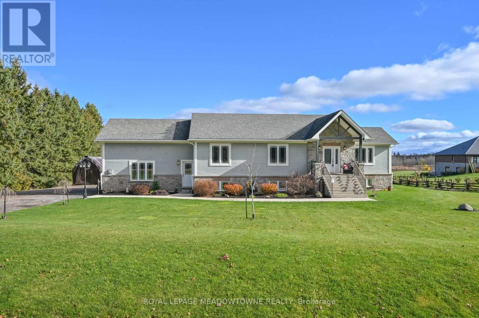 515199 2ND LINE — Amaranth, Ontario - Main photo