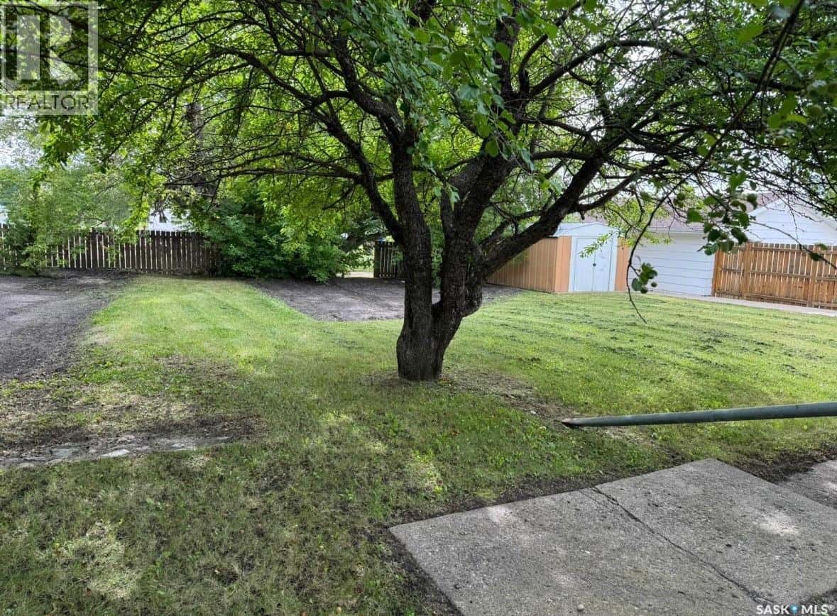 75 Horkoff AVENUE — Wadena, Saskatchewan - Photo 4 of 29