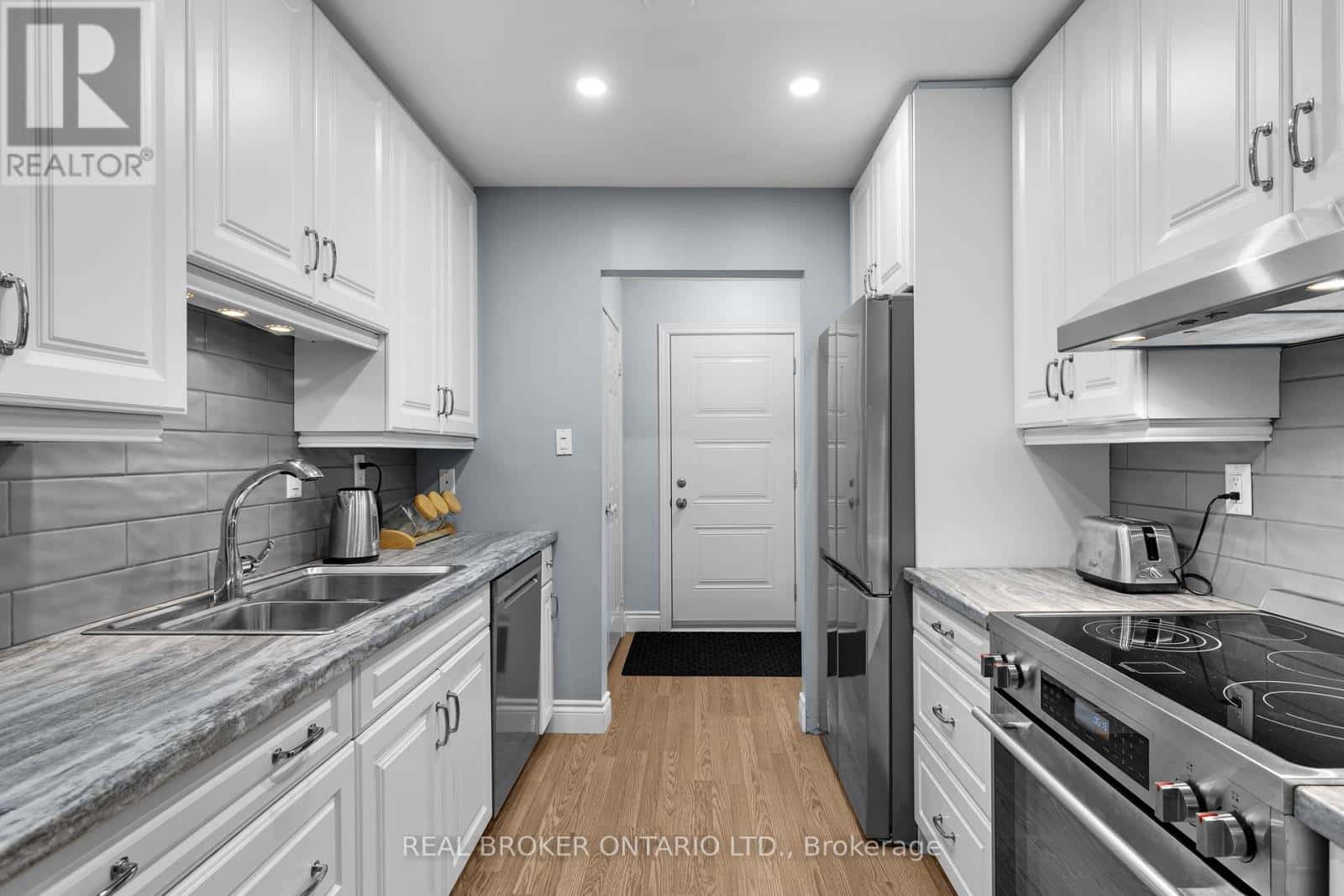 27 KNICELY ROAD — Barrie (Painswick North), Ontario - Photo 4 of 38