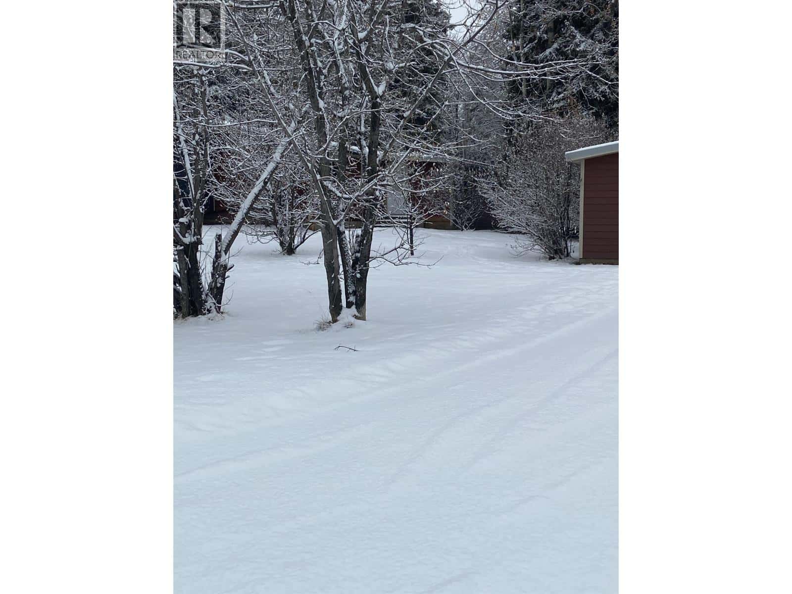 12802 FLEET STREET — Charlie Lake, British Columbia - Photo 4 of 28