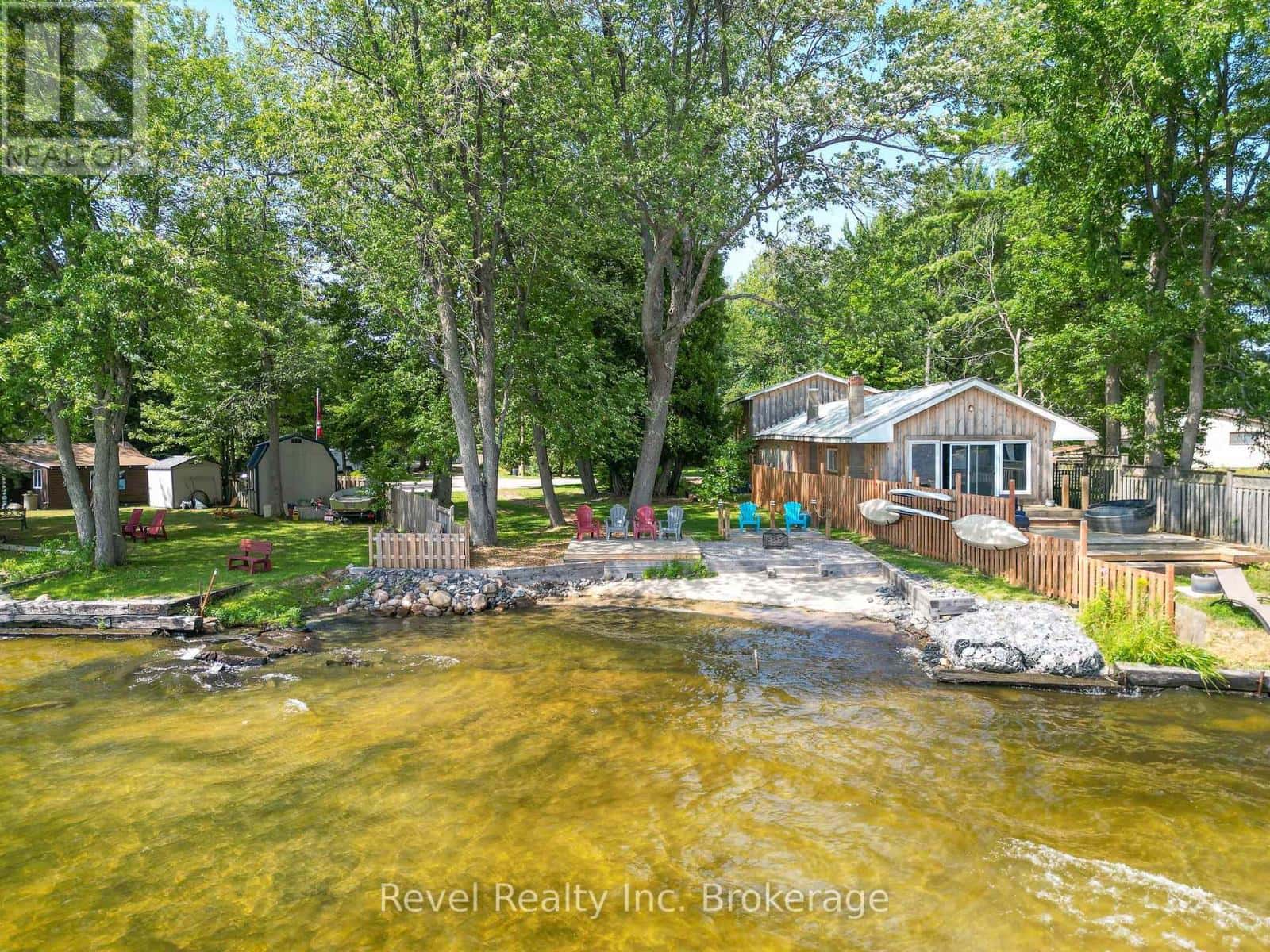 120-121 MOWAT CRESCENT — North Bay (Ferris), Ontario - Photo 3 of 22