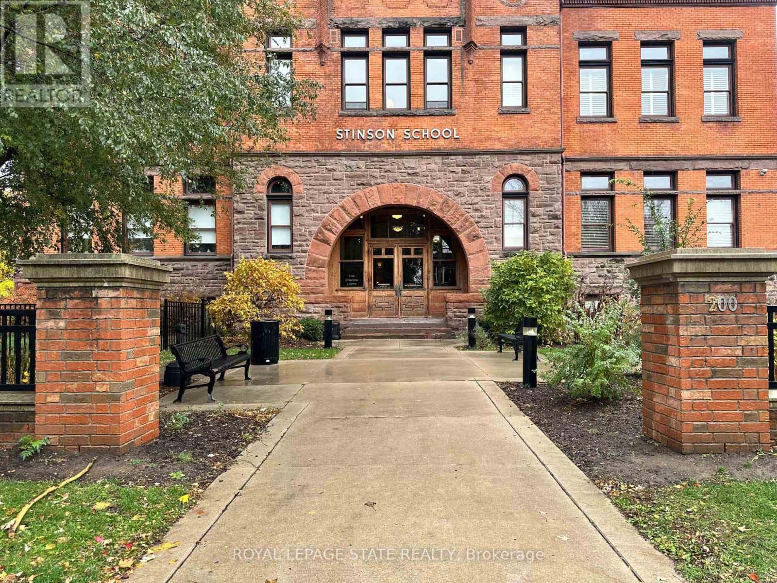 310 - 200 STINSON STREET — Hamilton (Stinson), Ontario - Photo 5 of 32