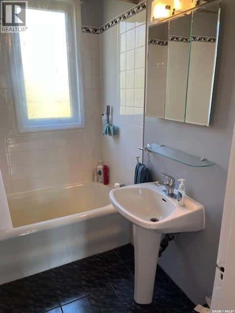 K & S Acreage — Vanscoy Rm No. 345, Saskatchewan - Photo 2 of 30