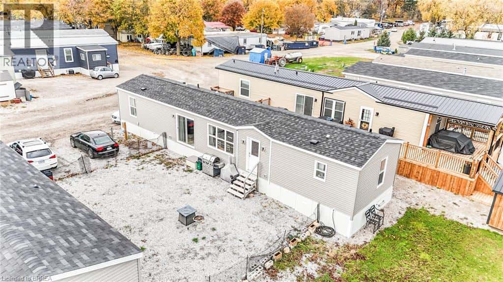 99 FOURTH CONCESSION Road Unit# 715 — Burford, Ontario - Photo 2 of 19