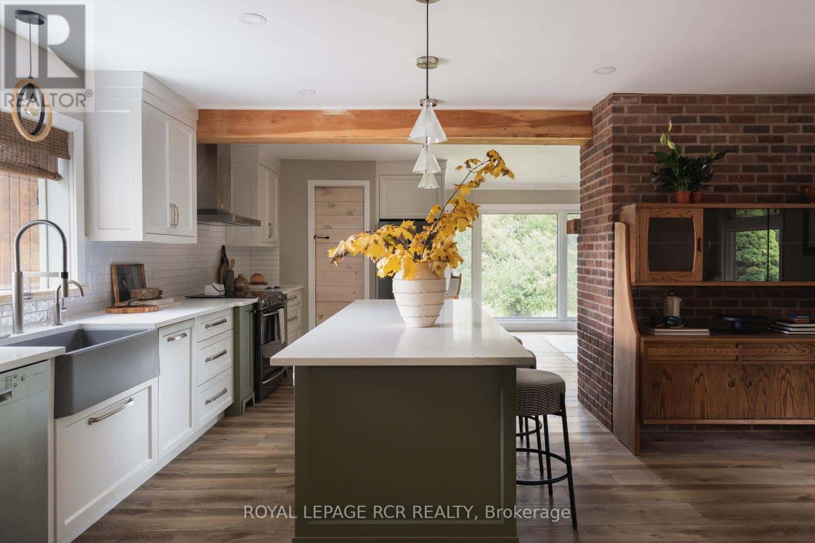 16357 MOUNTAINVIEW ROAD — Caledon (Caledon East), Ontario - Photo 2 of 50