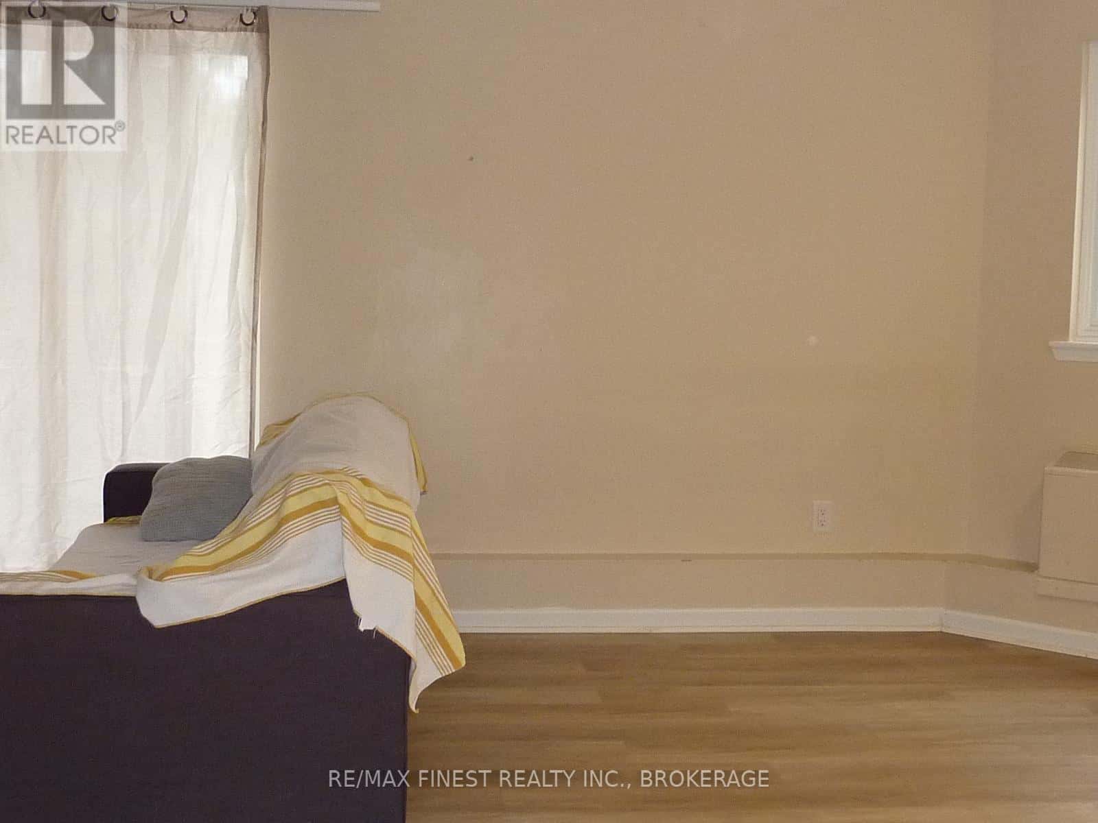 307 - 266 GUTHRIE DRIVE — Kingston (Rideau), Ontario - Photo 5 of 16