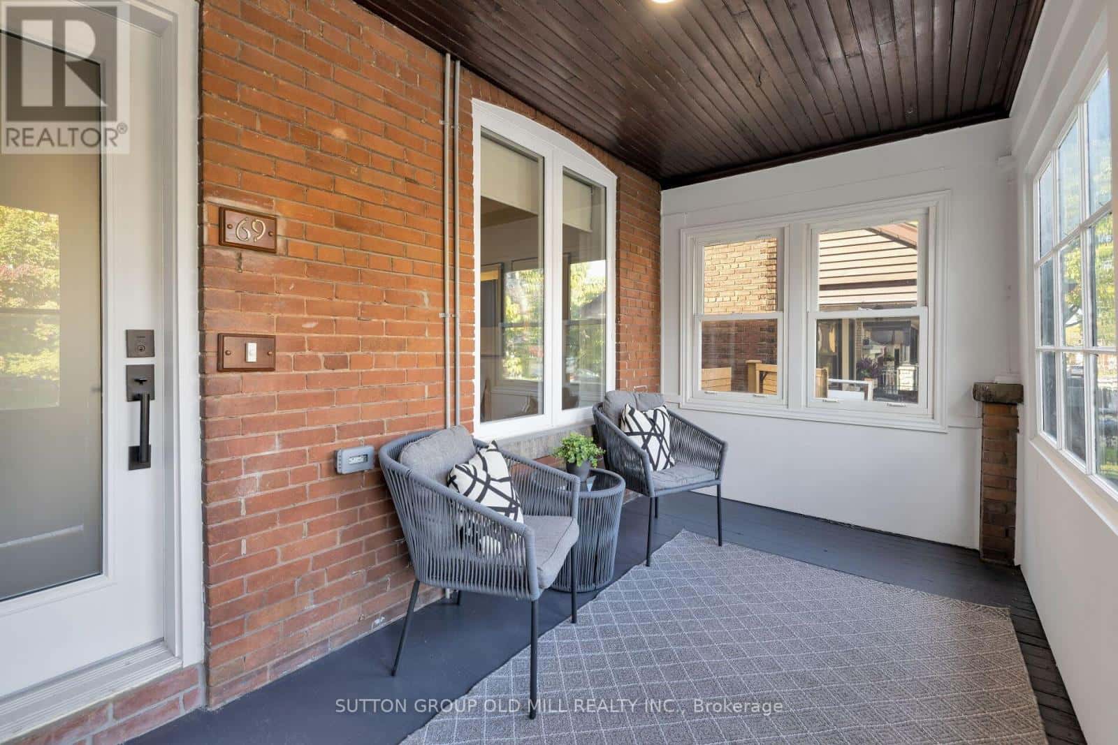 69 PETERBOROUGH AVENUE — Toronto (Corso Italia-Davenport), Ontario - Photo 2 of 31