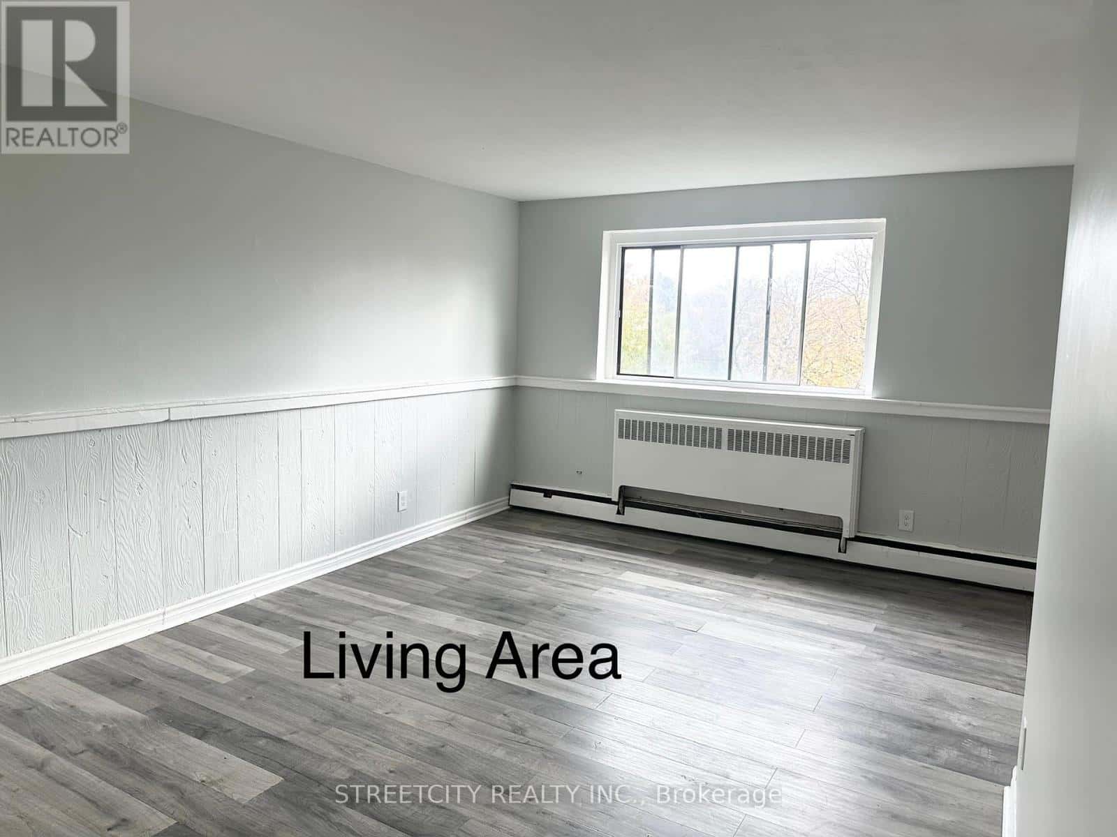 44 - 220 ASHLAND AVENUE — London East (East M), Ontario - Photo 3 of 33