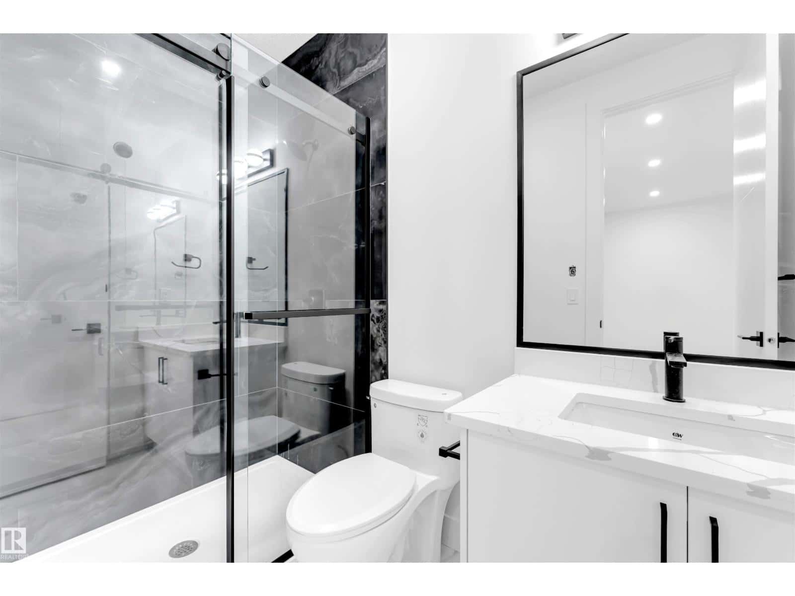 2340 63 Avenue NE — Rural Leduc County, Alberta - Photo 5 of 40