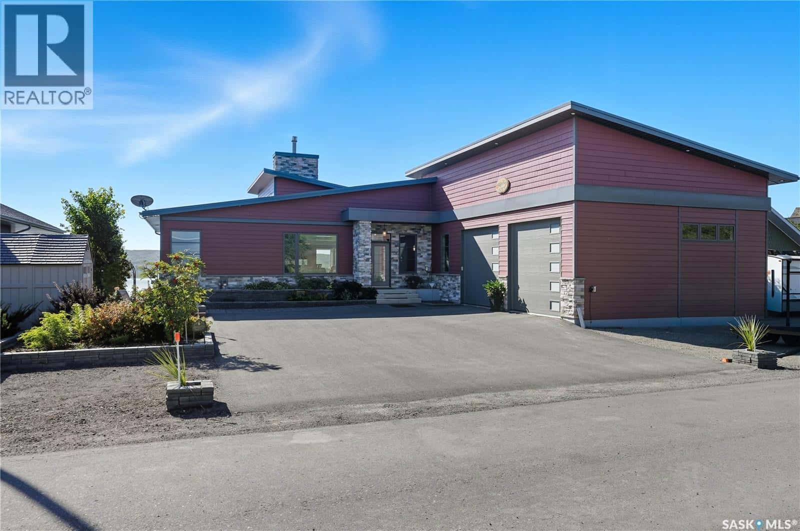 38 Aaron DRIVE — North Qu'Appelle Rm No. 187, Saskatchewan - Photo 3 of 50