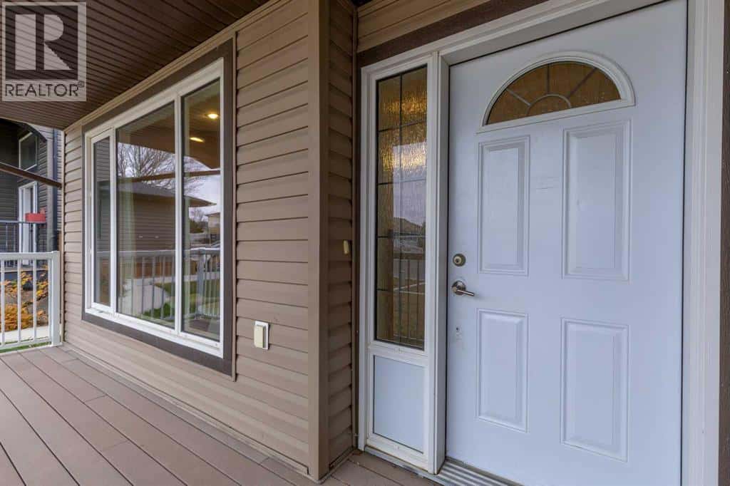 4213 Sundance Road — Coalhurst, Alberta - Photo 5 of 50