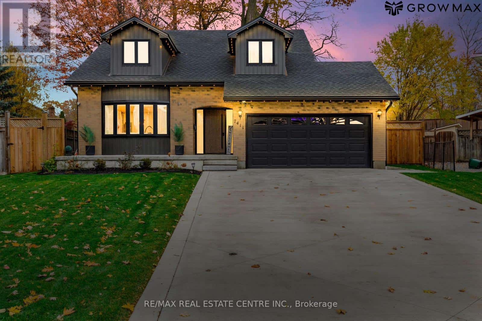 7411 PETRULLO COURT — Niagara Falls (West Wood), Ontario - Photo 2 of 49