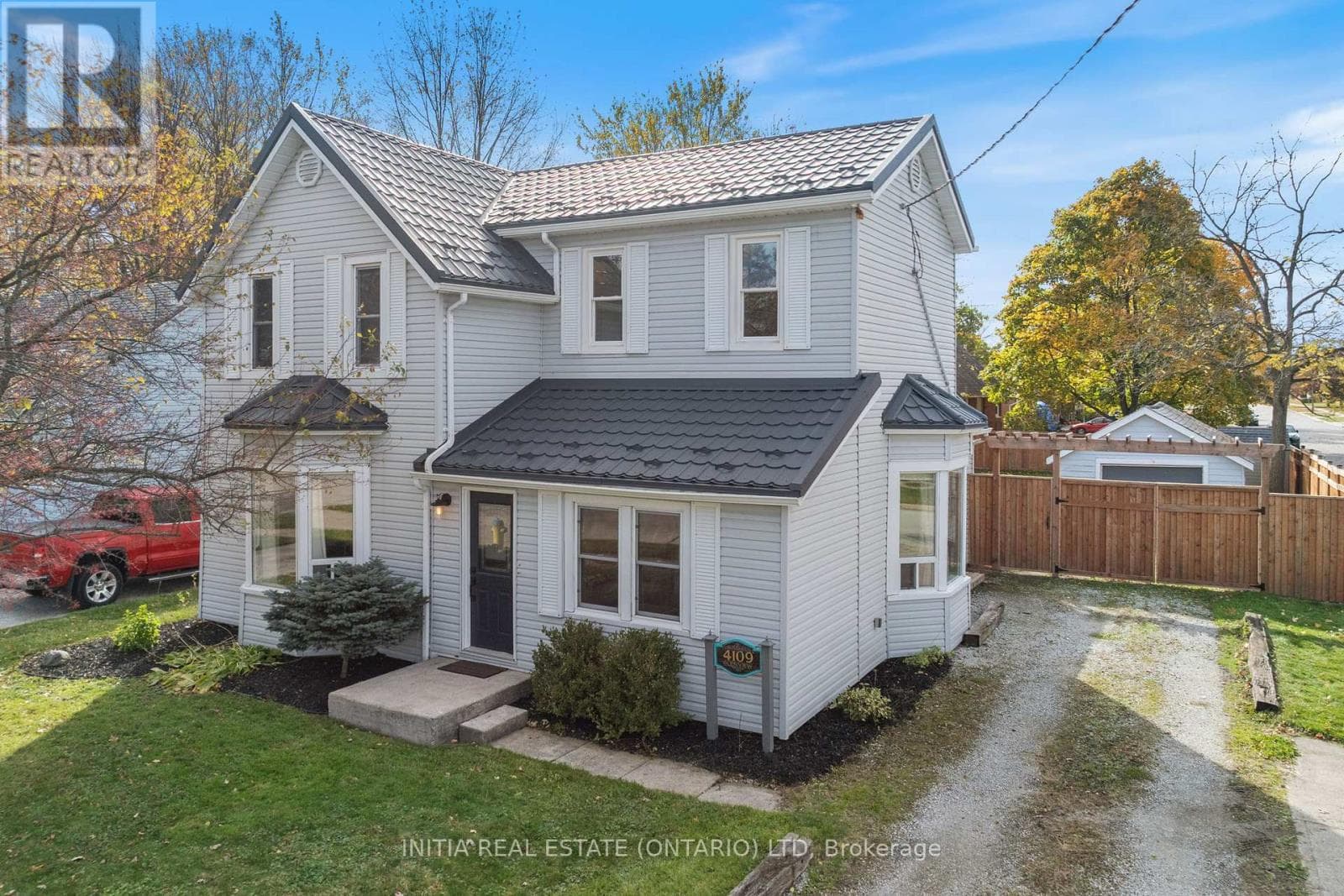 4109 GLENVIEW ROAD — Petrolia, Ontario - Main photo