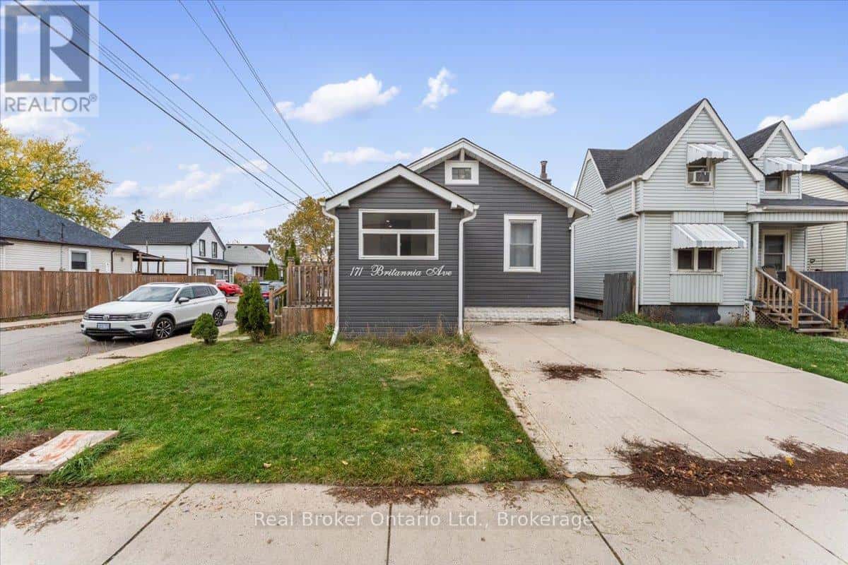 171 BRITANNIA AVENUE — Hamilton (Homeside), Ontario - Photo 2 of 47