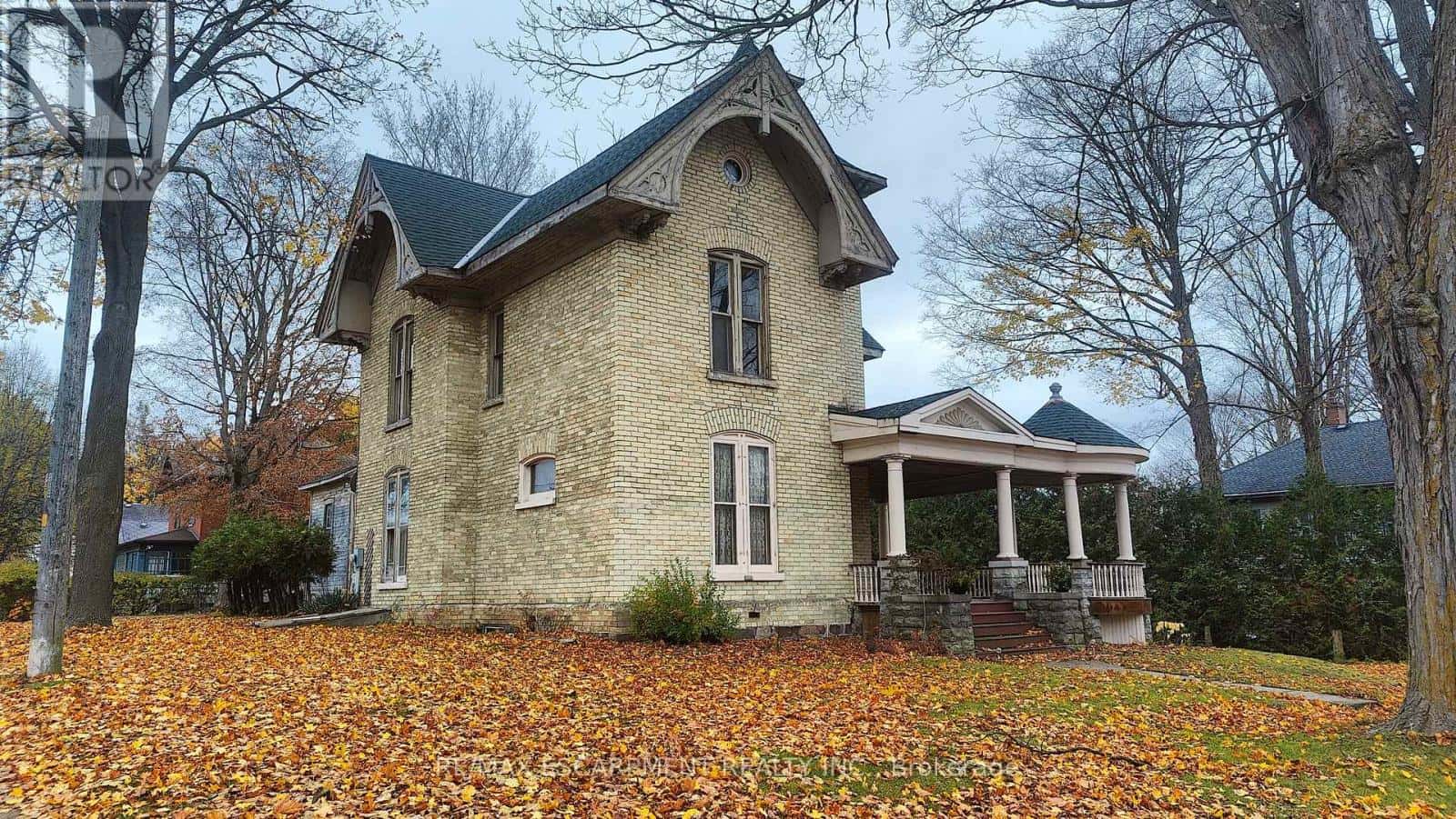 104 PATRICK STREET E — North Huron (Wingham), Ontario - Photo 4 of 17