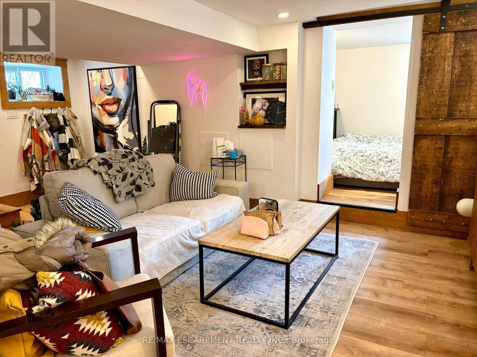 LOWER - 306 WEXFORD AVENUE S — Hamilton (Delta), Ontario - Photo 4 of 22