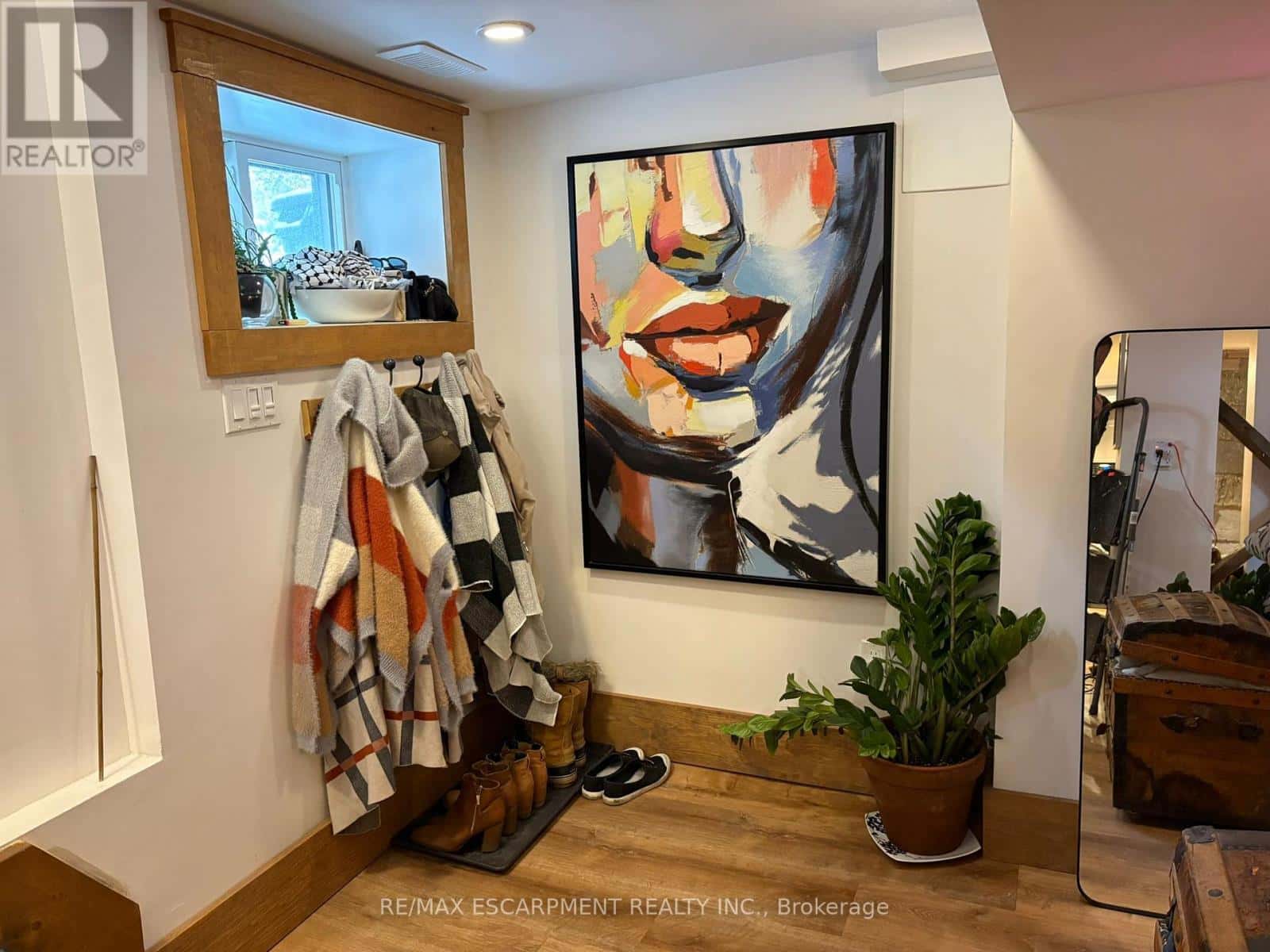 LOWER - 306 WEXFORD AVENUE S — Hamilton (Delta), Ontario - Photo 5 of 22