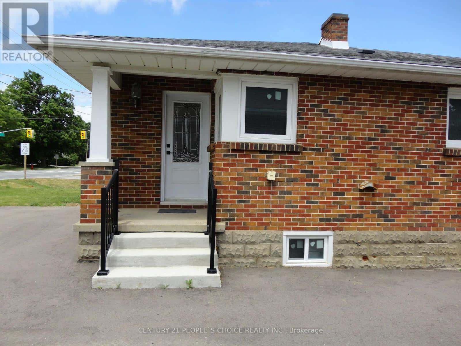 13125 HIGHWAY 27 — King (Nobleton), Ontario - Photo 3 of 36