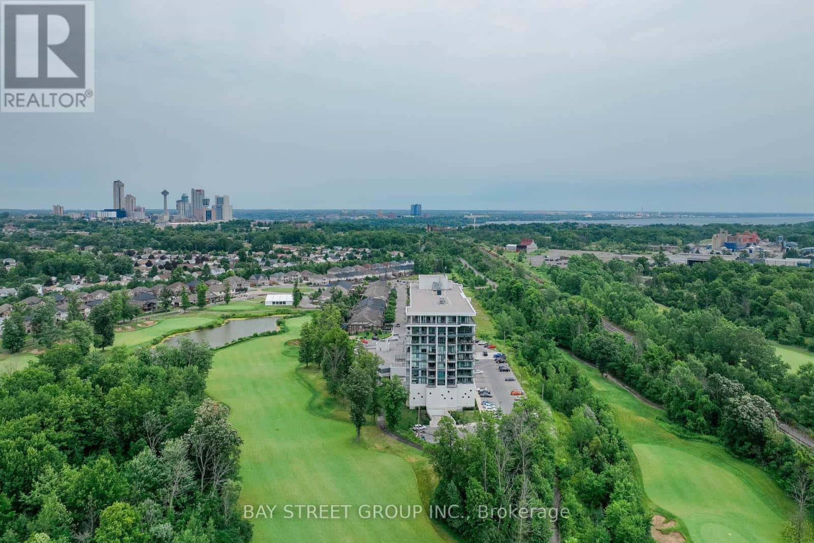 405 - 7711 GREEN VISTA GATE — Niagara Falls (Oldfield), Ontario - Photo 3 of 27