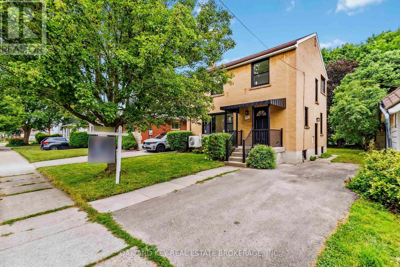 90 JACQUELINE STREET — London South (South I), Ontario - Photo 4 of 48