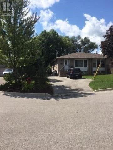 BSMNT - 24 HILLVIEW DRIVE — Newmarket (Bristol-London), Ontario - Main photo