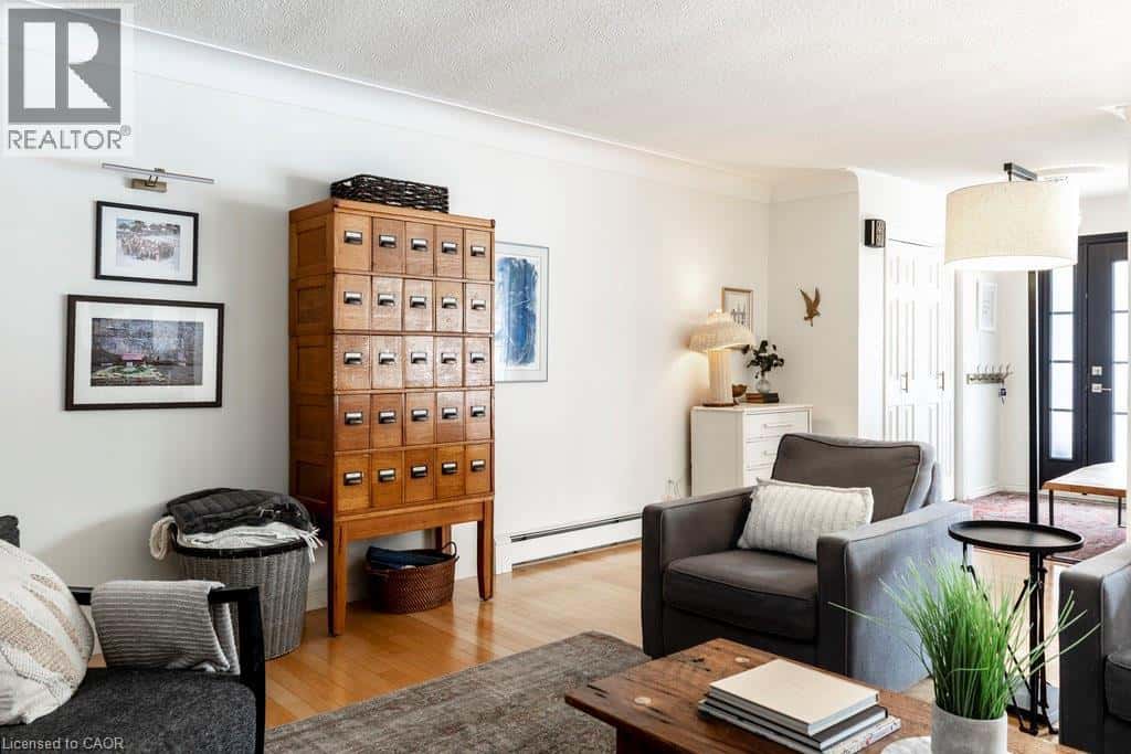 1052 FRENCH Road — Mount Hope, Ontario - Photo 3 of 49