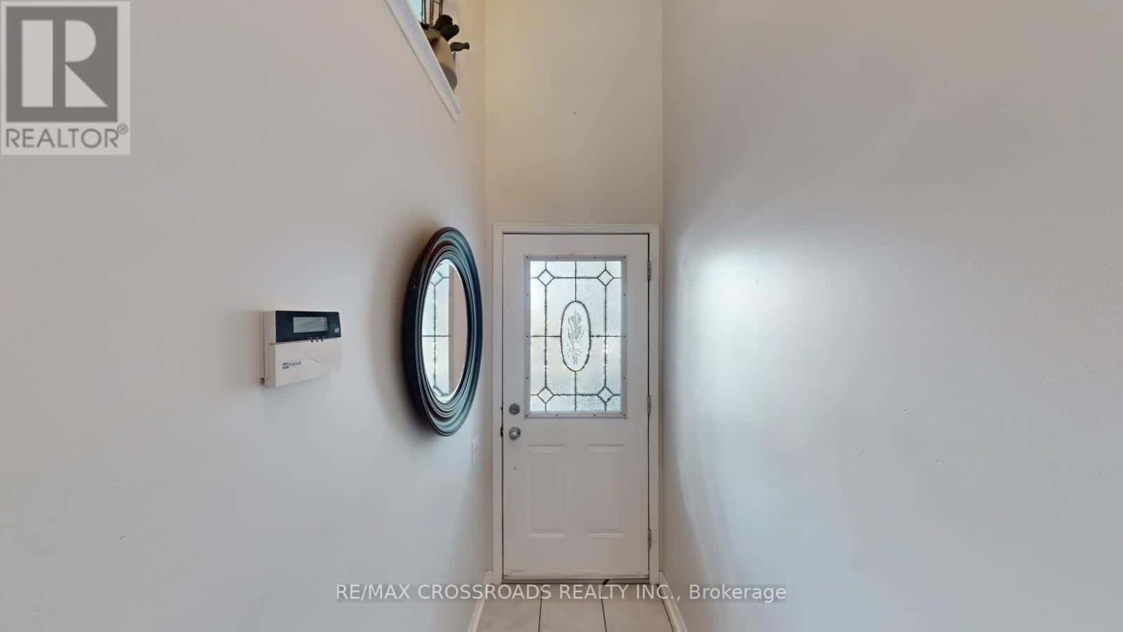 61 - 735 SHEPPARD AVENUE — Pickering (Woodlands), Ontario - Photo 3 of 30