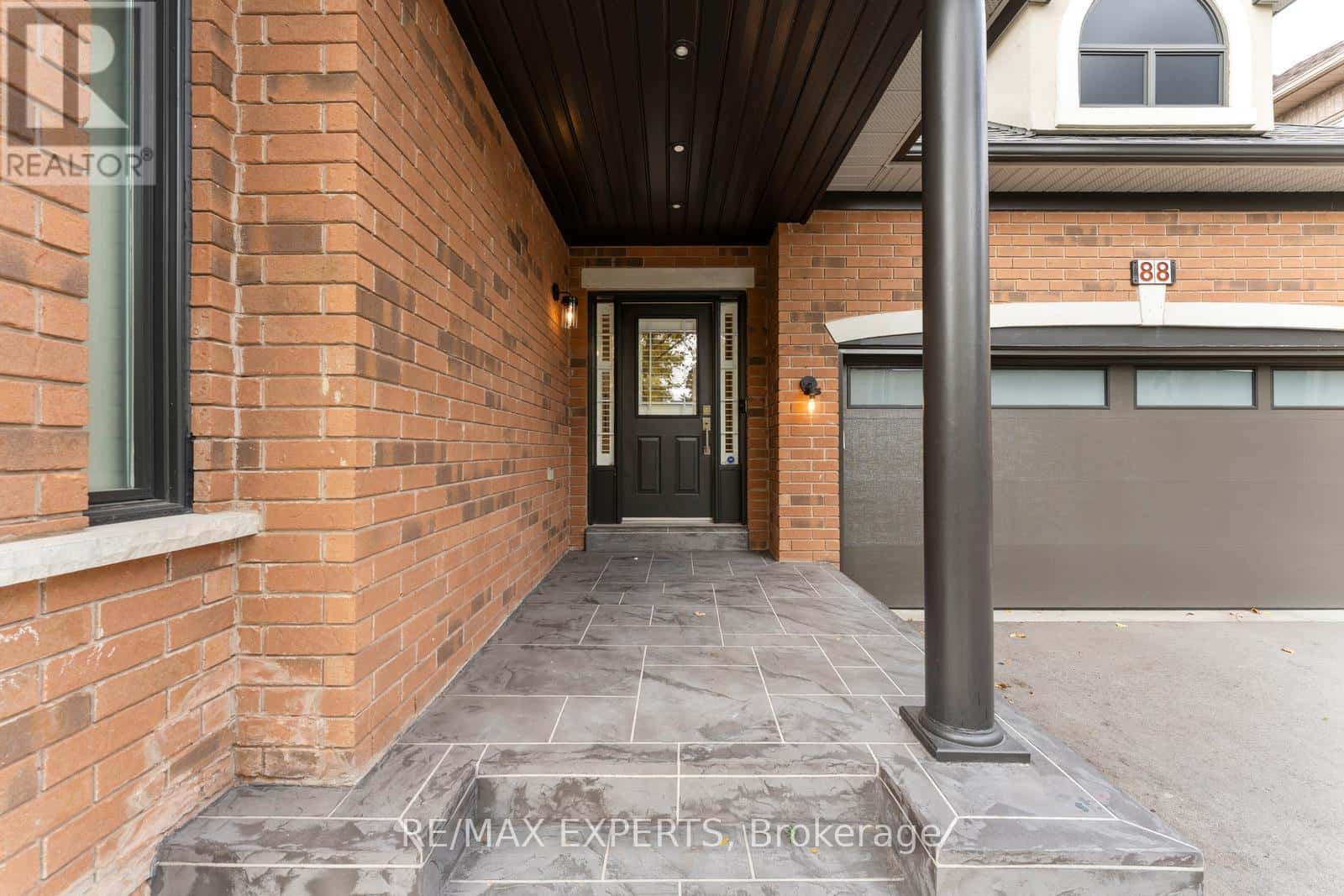 88 ARISTA GATE — Vaughan (Islington Woods), Ontario - Photo 2 of 49