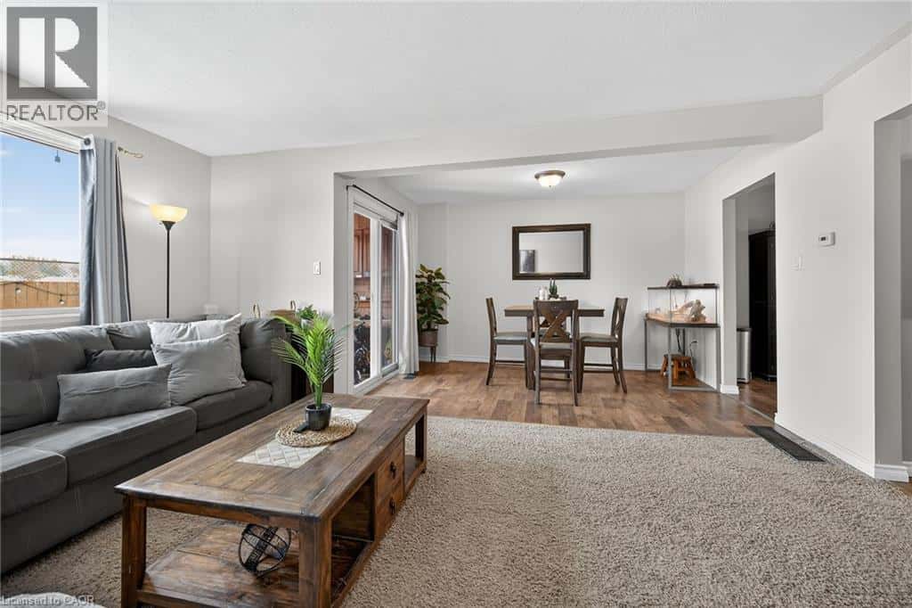 49 PEEL Street E Unit# 26 — Jarvis, Ontario - Photo 5 of 48