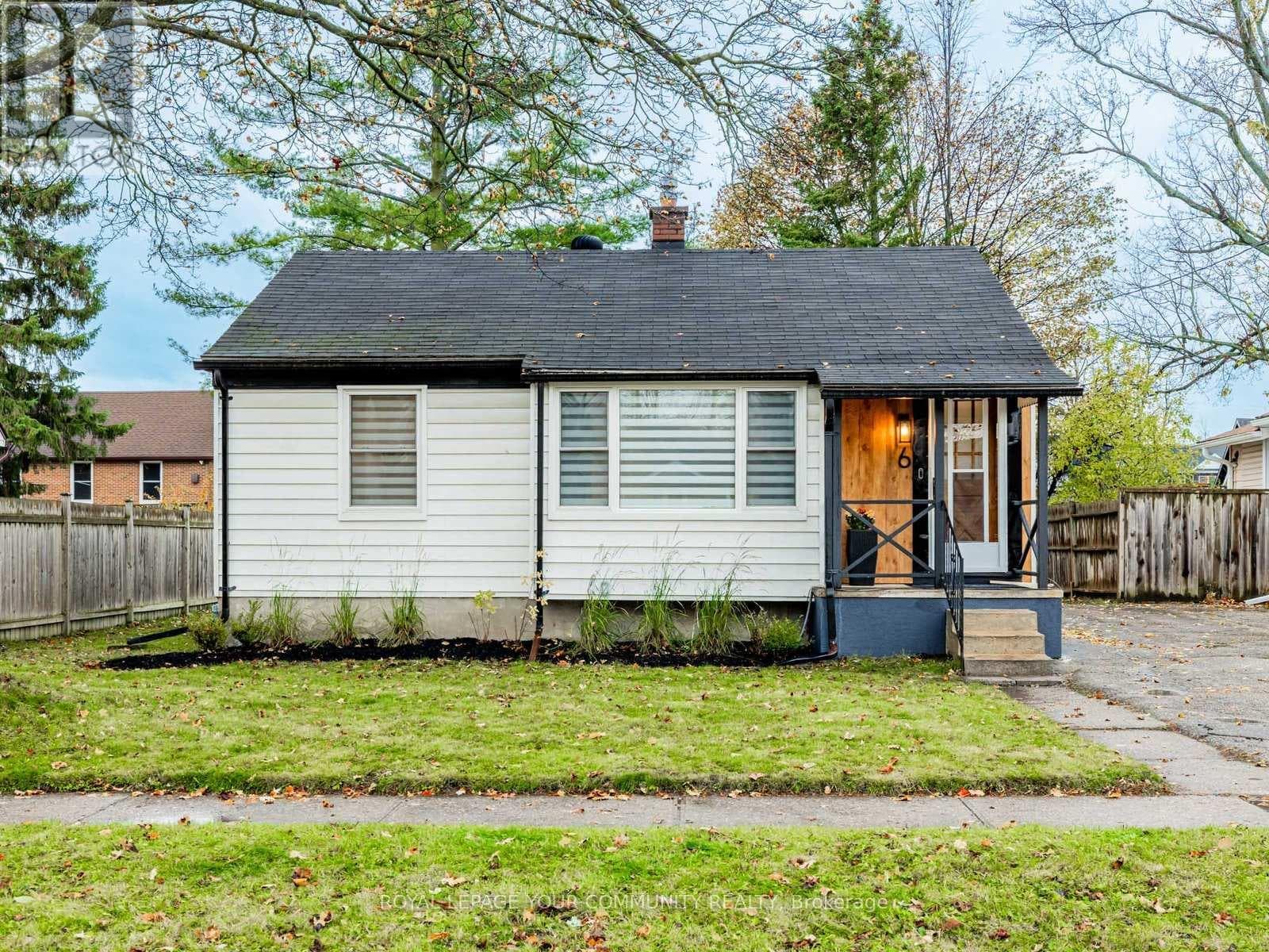 6 NEWTON STREET — Barrie (Wellington), Ontario - Main photo