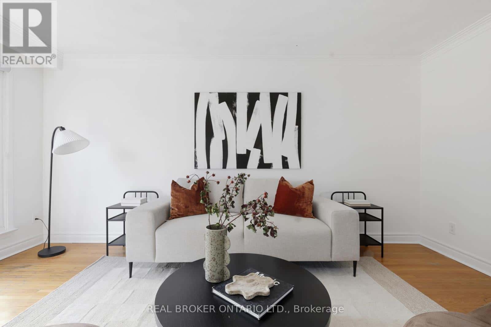 1324 Lawrence Avenue West