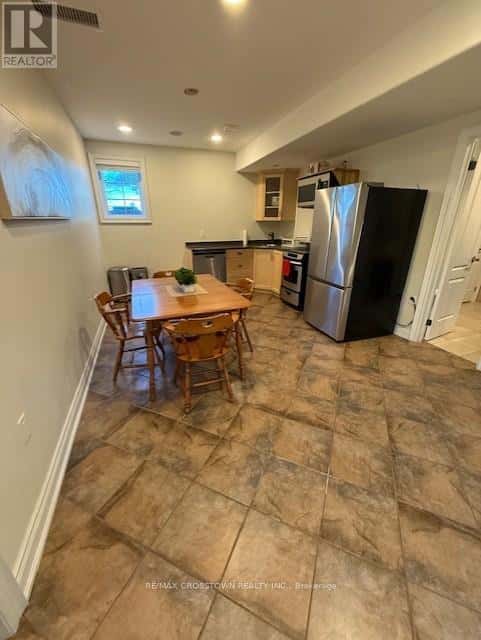 (BASEMENT UNIT) - 5143 11TH LINE — Innisfil (Cookstown), Ontario - Photo 4 of 11