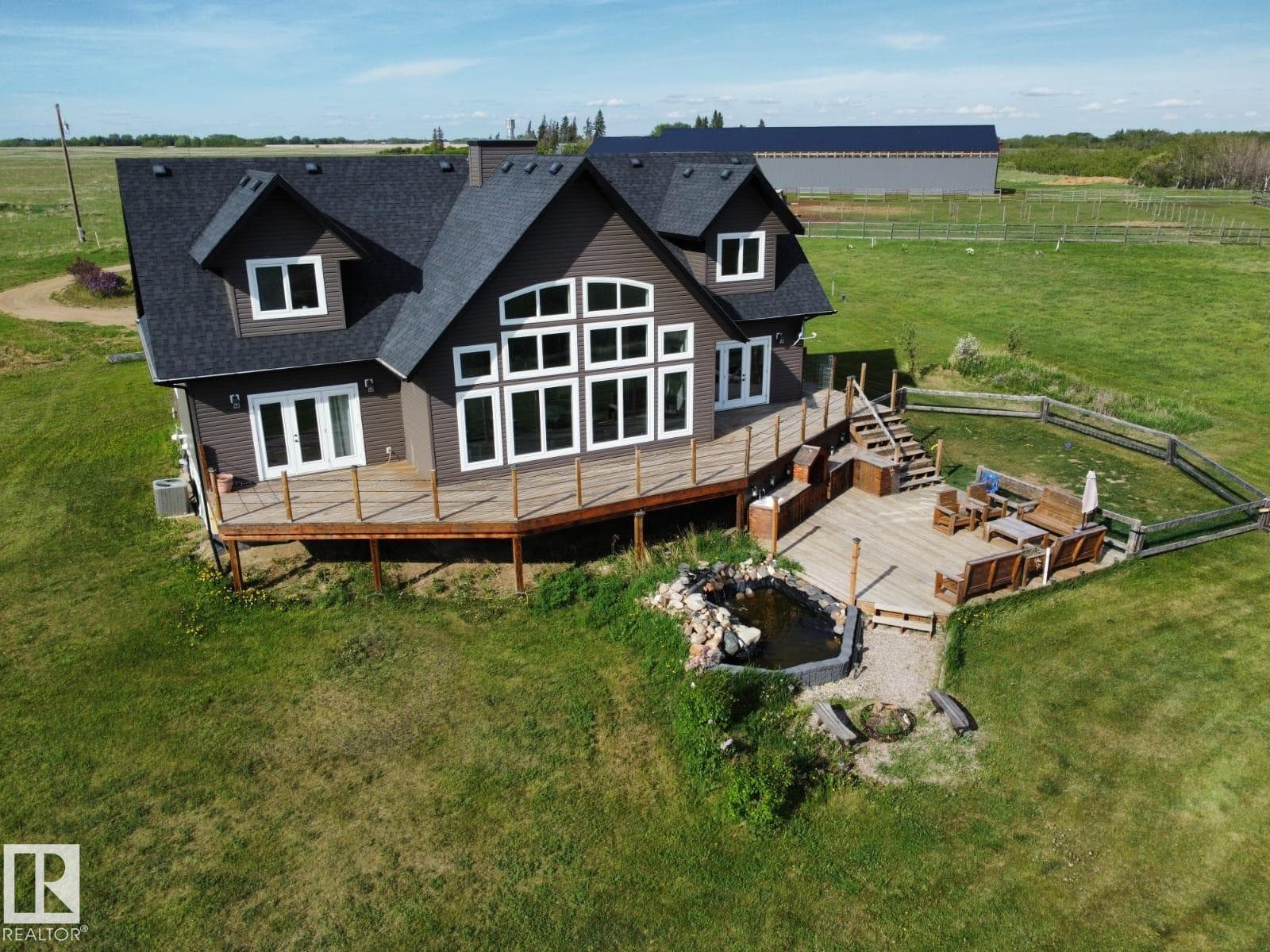 20213 Township Road 460 — Rural Camrose County, Alberta - Main photo