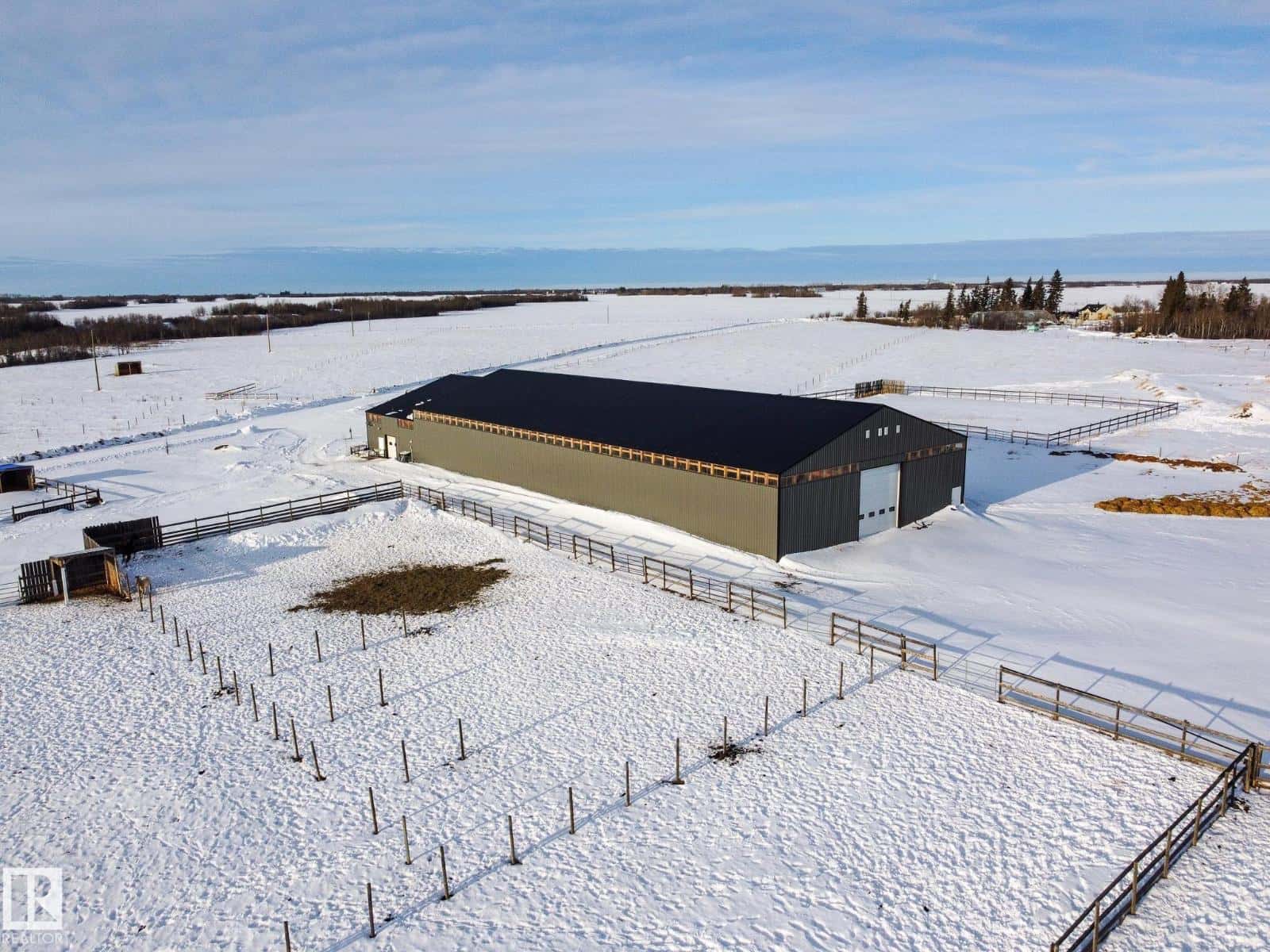 20213 Township Road 460 — Rural Camrose County, Alberta - Photo 2 of 75