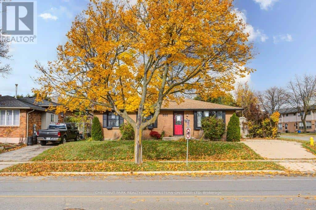 500 FERNDALE AVENUE — London South (South P), Ontario - Photo 3 of 50