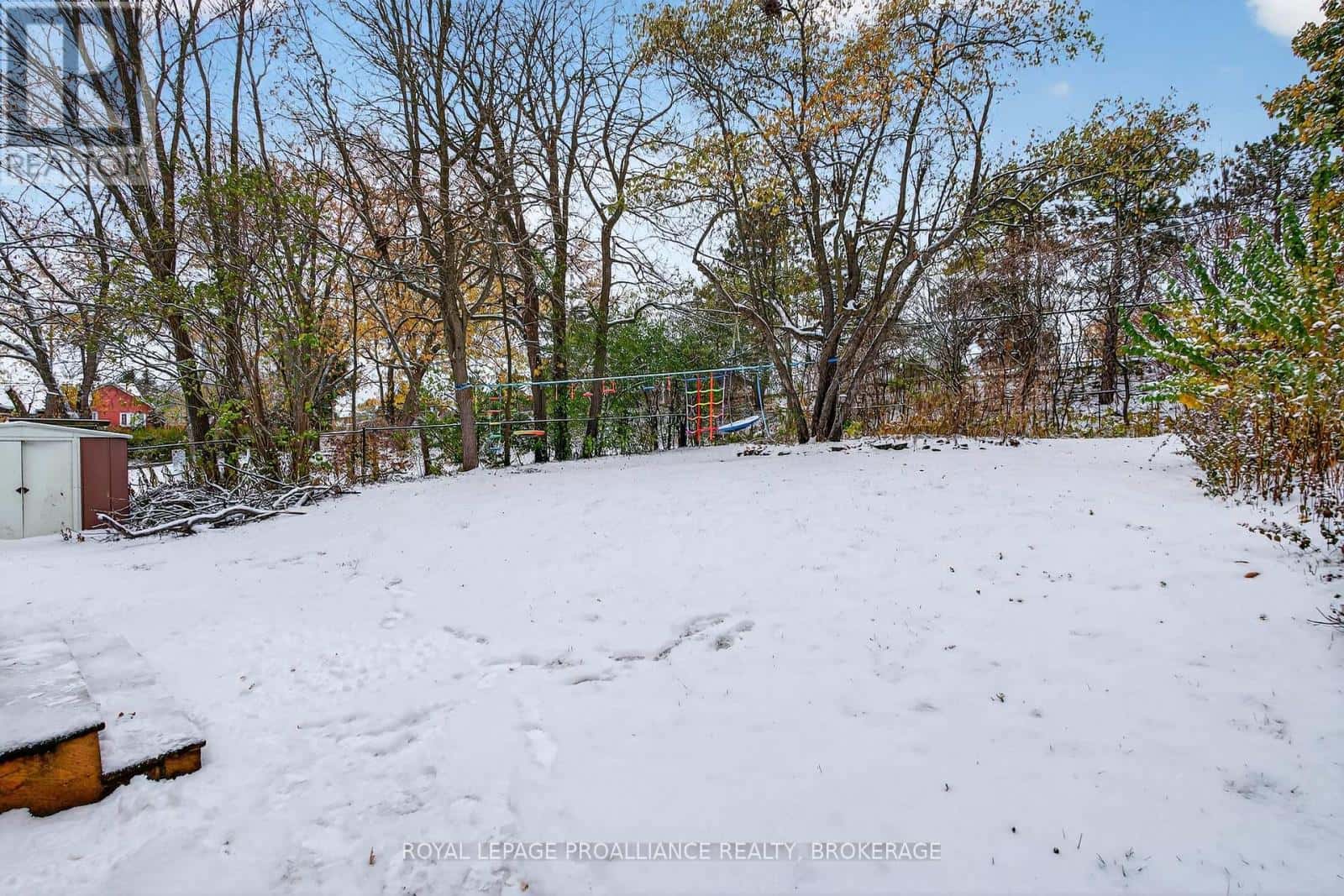 1000 BOURNE CRESCENT — Kingston (South of Taylor-Kidd Blvd), Ontario - Photo 3 of 30