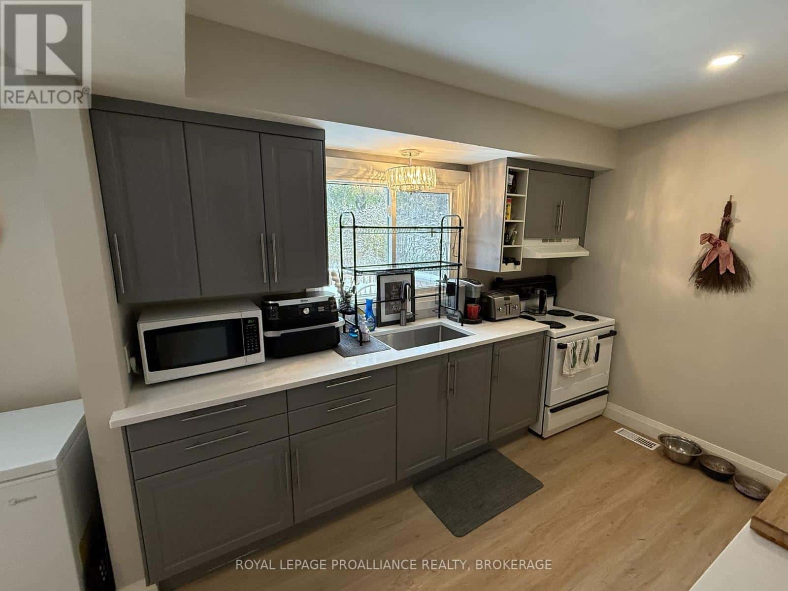 1000 BOURNE CRESCENT — Kingston (South of Taylor-Kidd Blvd), Ontario - Photo 5 of 30